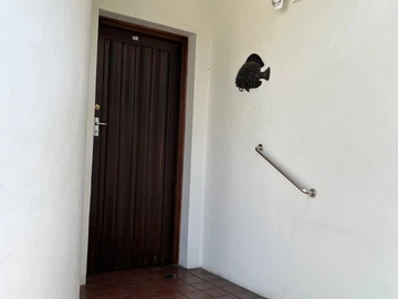 3 Bedroom Flat & Apartment