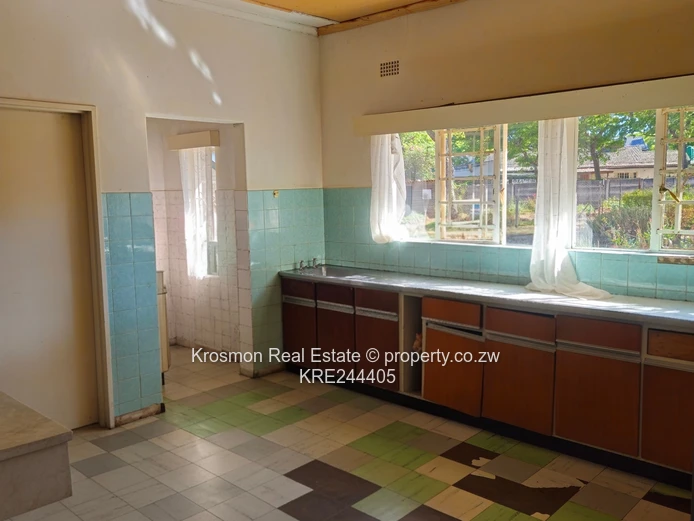 Marondera/winstonpark 5-Bed Home on 4250m² 