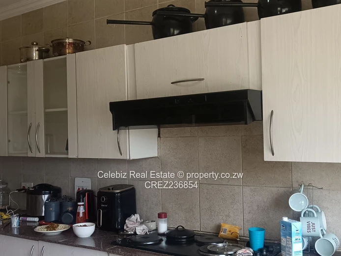 Chadcombe garden flat to rent