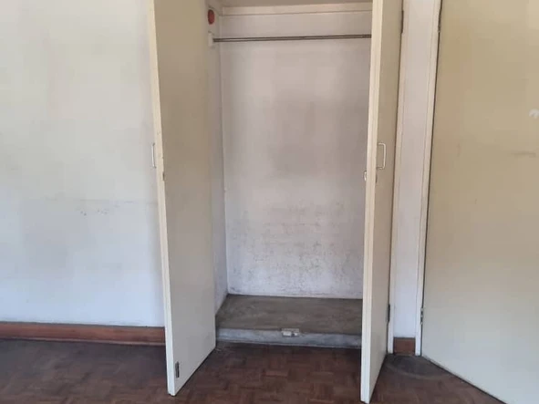 2 Bedroom Flat & Apartment