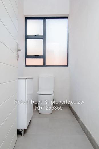 Modern Newly Built, 4 Bed Family Home, On 2000 Sqm