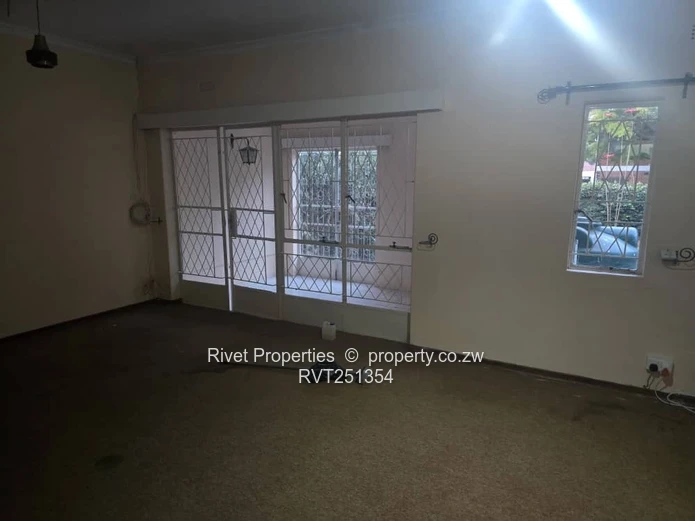 Avondale Garden Flat