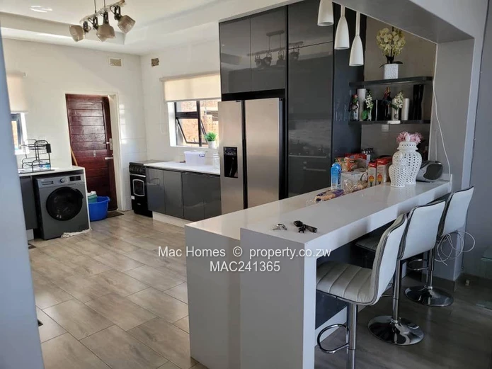 Highlands cluster house for sale