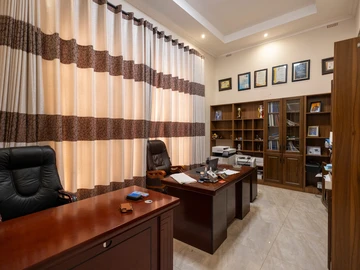 7 Bedroom House