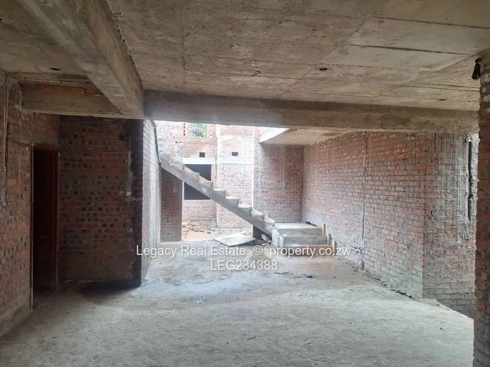 Incomplete 4-Bedroom Villa for Sale in  Carrick Creagh Estate