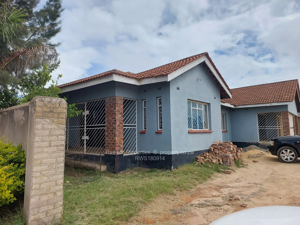 4 Bed Houses for Sale in Damofalls RWS180914