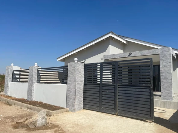 5 Bedroom House