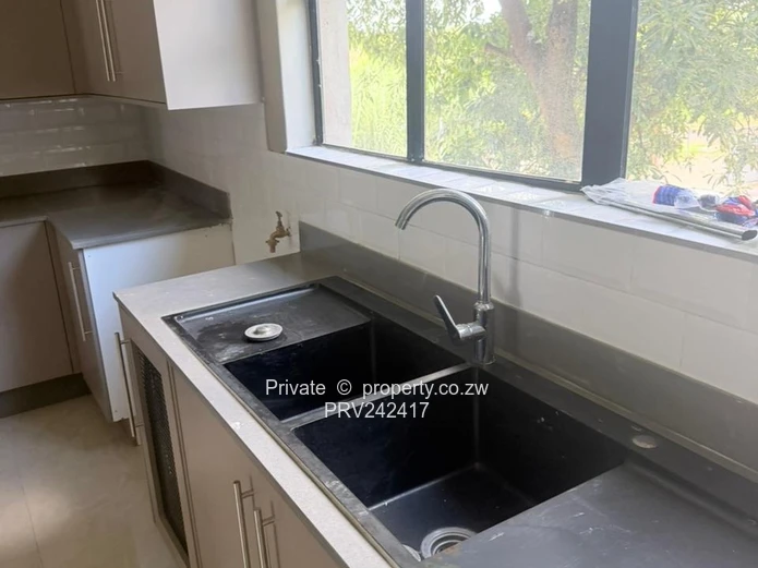 Luxury Living in Mt Pleasant: 3-Bed, 3-Bath House with Borehole