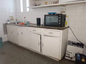 3 Bedroom Flat & Apartment