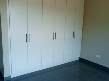 4 Bedroom Garden Flat