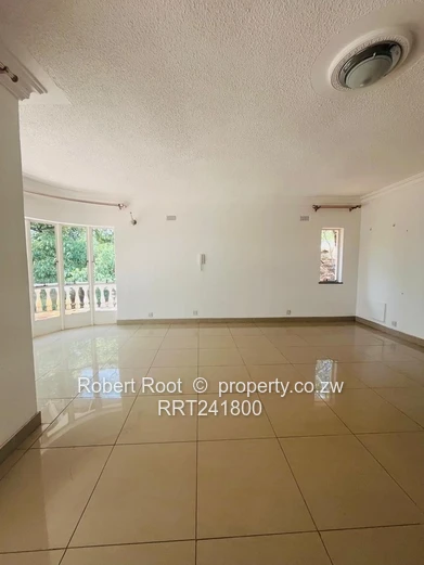 7 bed home in Glen Lorne