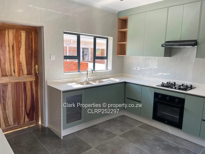 Modern unit available in Malbrough 