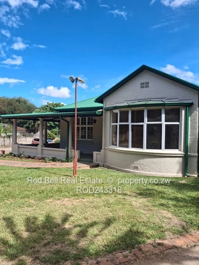 Highlands Office with Bay Window & Garden