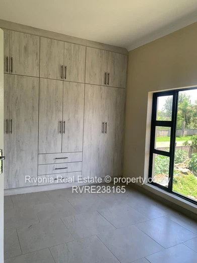 Strathaven Cluster house for Sale