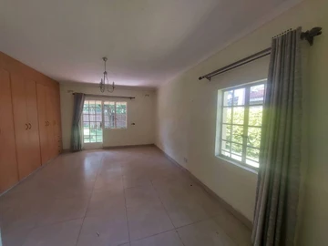 3 Bedroom Townhouse Complex