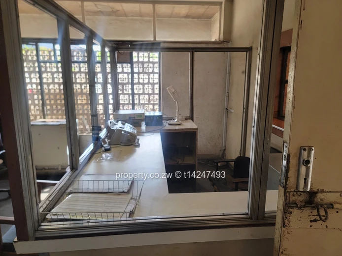 Southerton Ardbennie Industrial warehouse  (Sole Mandate)