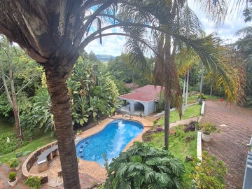 10 Bedroom Townhouse Complex