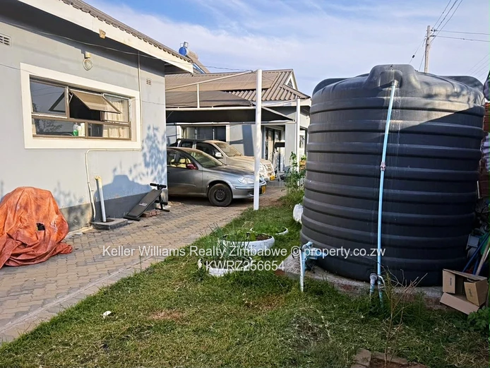 3-Bedroom Apartment for Sale - Waterfalls Park Town