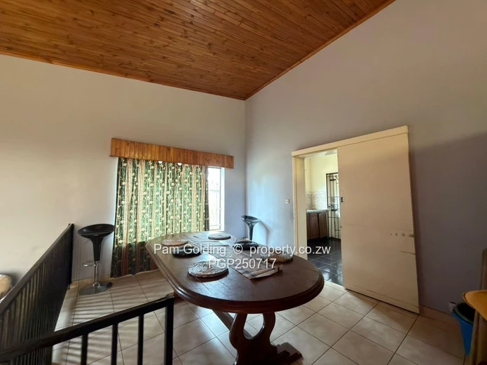 Woodlands – Family Home With 3-Bedroom Cottage For Sale
