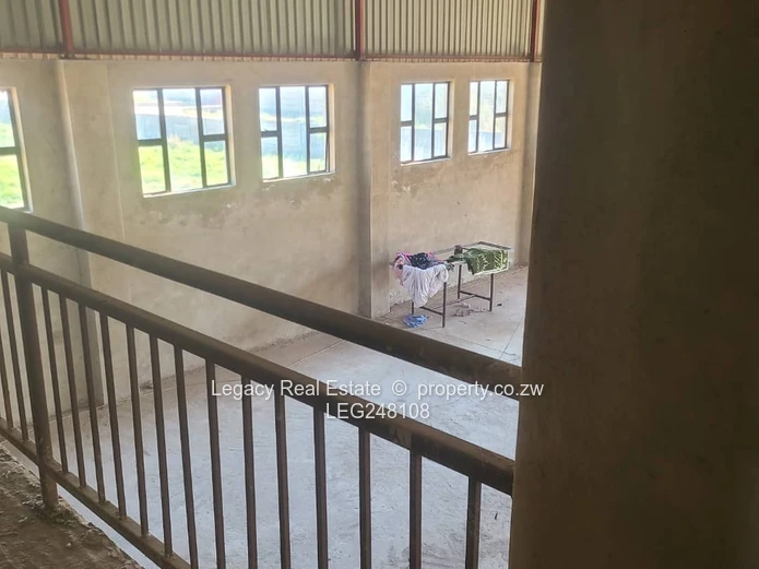 Commercial Warehouse With High Roof Clearance For Sale