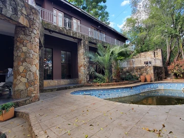 Greystone Park House for Sale