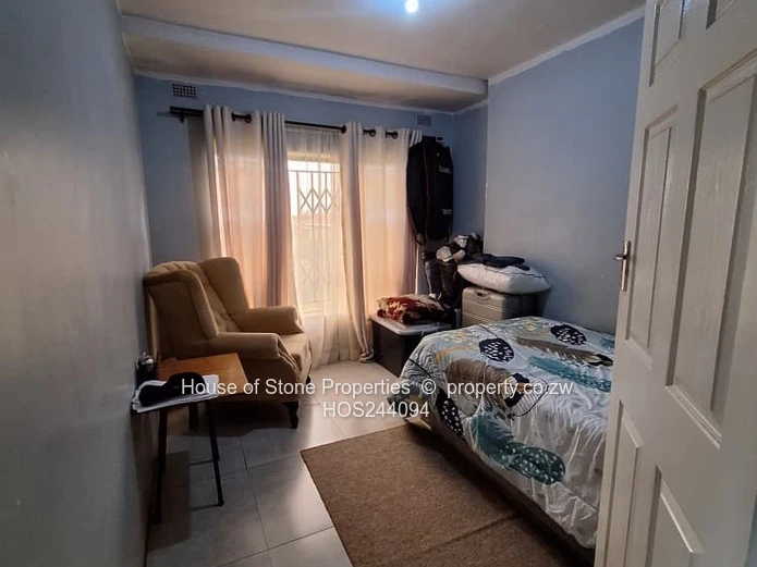 Spacious 5 Bedroom Family Home in Mazowe 