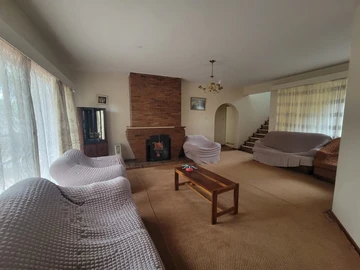 7 Bedroom House