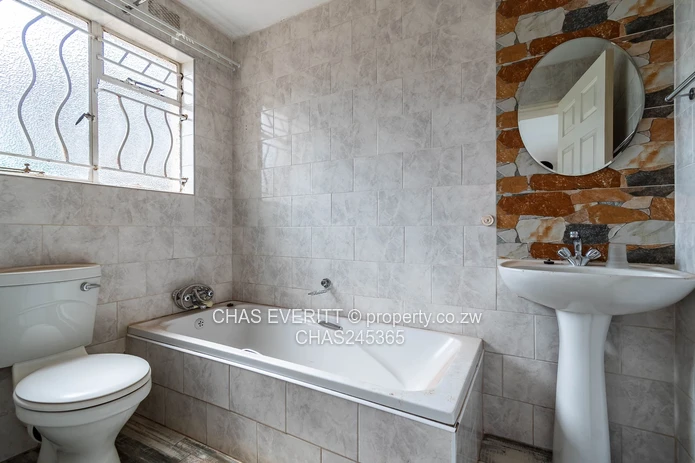 4-Bedroom Townhouse in Prime Kamfinsa Location – Ideal for Mortgage Buyers