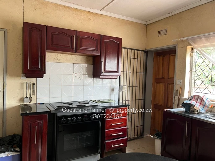 3-bedroomed house with a 2-bedroomed cottage for sale in Newton West near Bulawayo