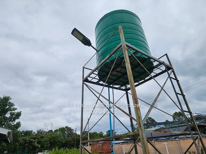 Gated Community Of 3 Flats For Sale - Arlington