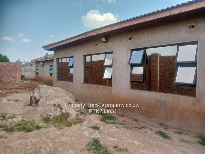 Newly built exceptional home !!