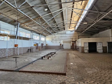 Warehouse & Factory