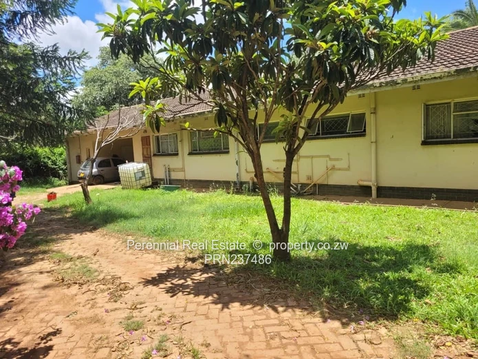 Property for Sale – Mashumavale, Kadoma