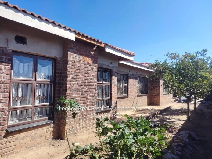 Affordable Family House To Let In Waterfalls Retreat