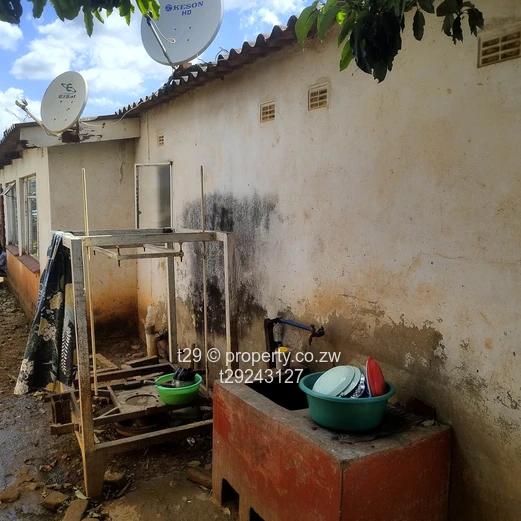 Kuwadzana extension house for sale