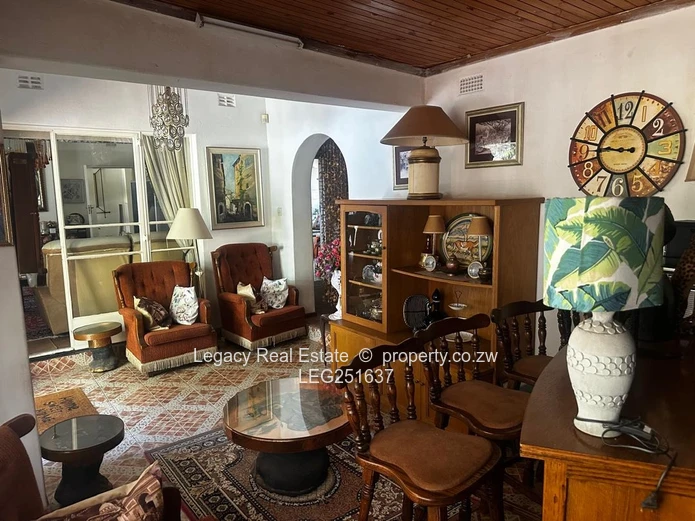 Grand Residence With Pool & Beautiful Gardens,Premium Property In The Heart Of Vainona. (Sole Mandate)
