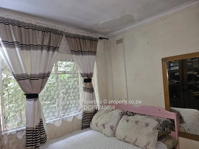 Malbereign 4 beds ,beautiful home