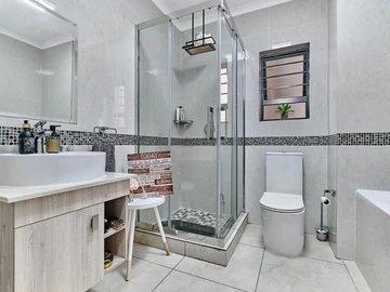 3 Bedroom Garden Flat