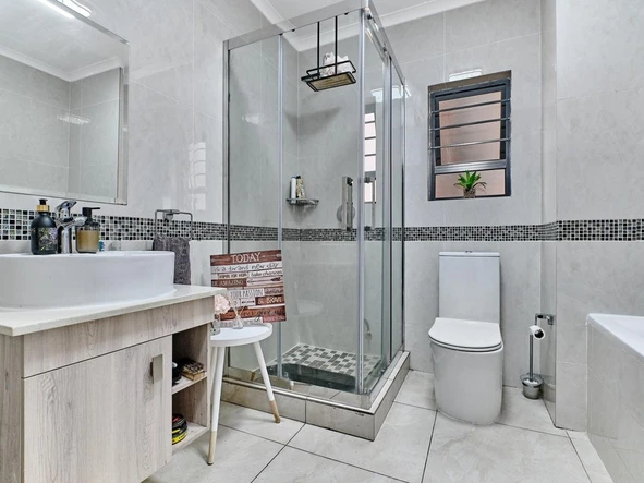 3 Bedroom Garden Flat