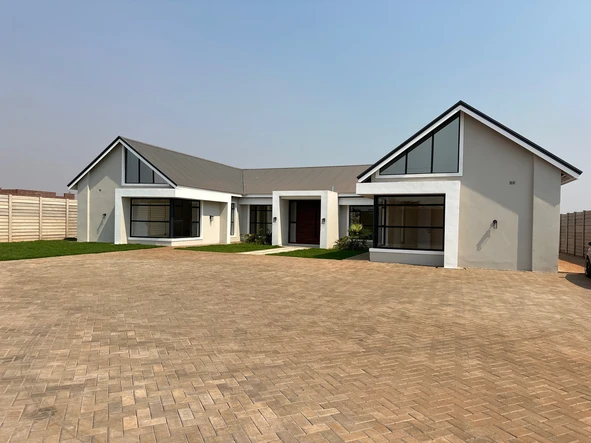 5 Bedroom House