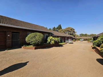 3 Bedroom Garden Flat