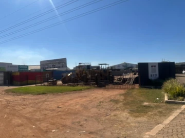 Commercial & Industrial Land