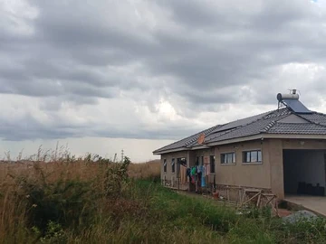 Stands & Residential Land