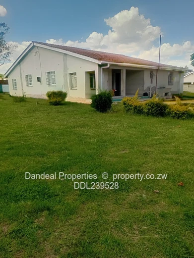 Hatifield-St Andrews Road Near Airport Round About