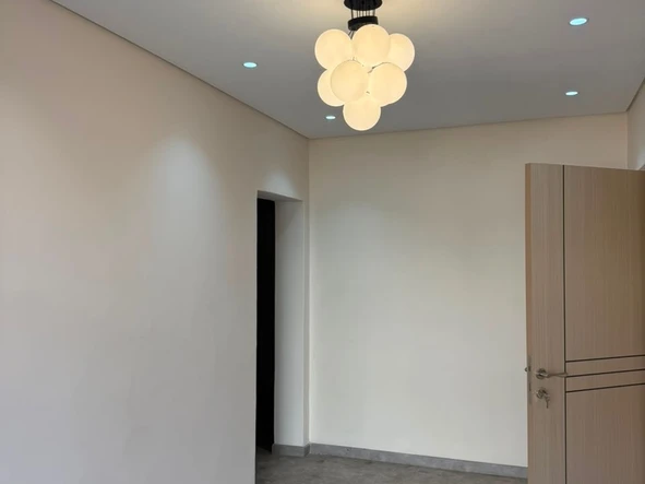 3 Bedroom Flat & Apartment