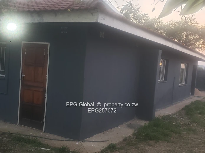 Solid Family house available for letting  