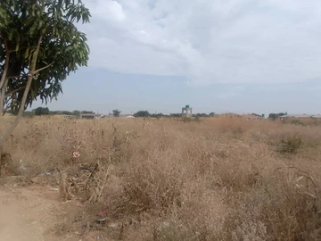 Commercial & Industrial Land