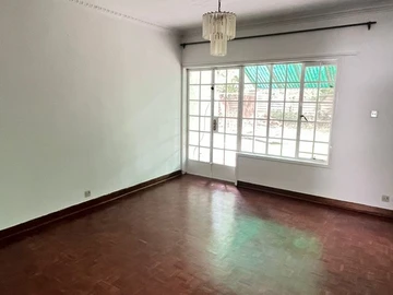 2 Bedroom Garden Flat