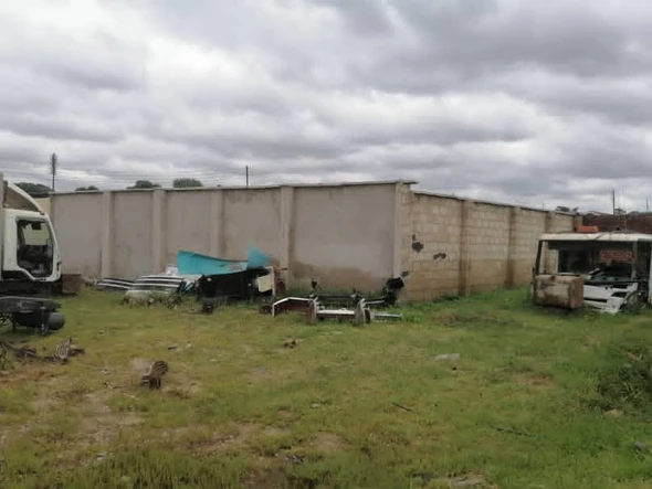 Commercial & Industrial Land