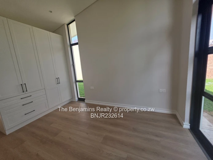 Fabulous Townhouse In Newlands